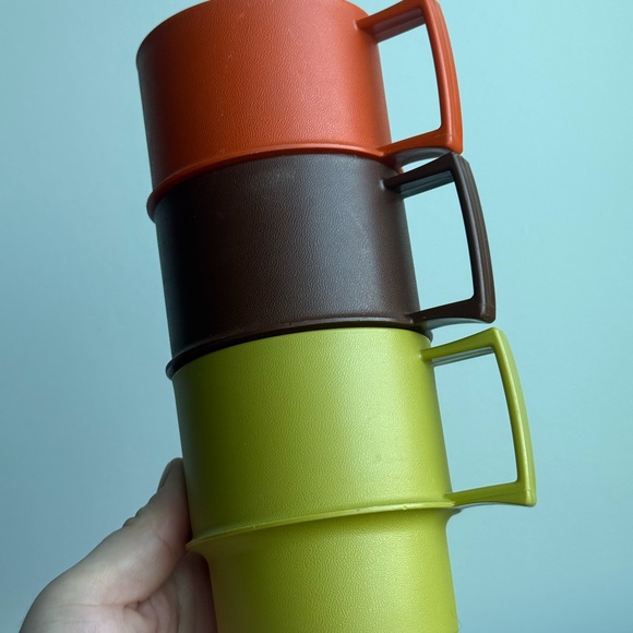 3 Vintage Tupperware 1312 Stacking Coffee Mugs 1970s Drinkware - Picture 12 of 16